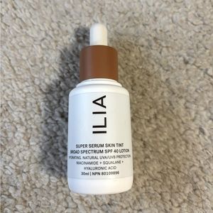 ILIA super serum skin tint - ST12 Kokkini